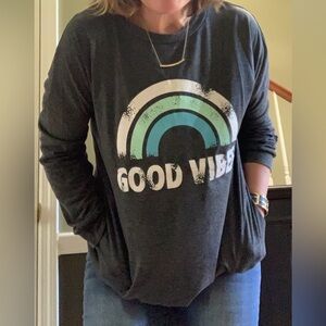 🎉Good Vibes Shirt, Womens Size Medium, Boutique